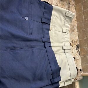 Men’s Navy and Tan Oak Hill golf shorts sz 44. Magic waistband that stretch’s.